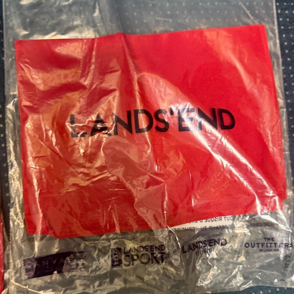 Set of 2 Land’s End Pocket Squares - Red. NEW
